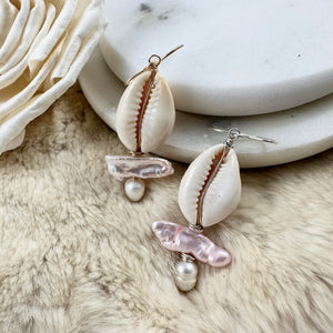 Cowrie and Pearls Earrings