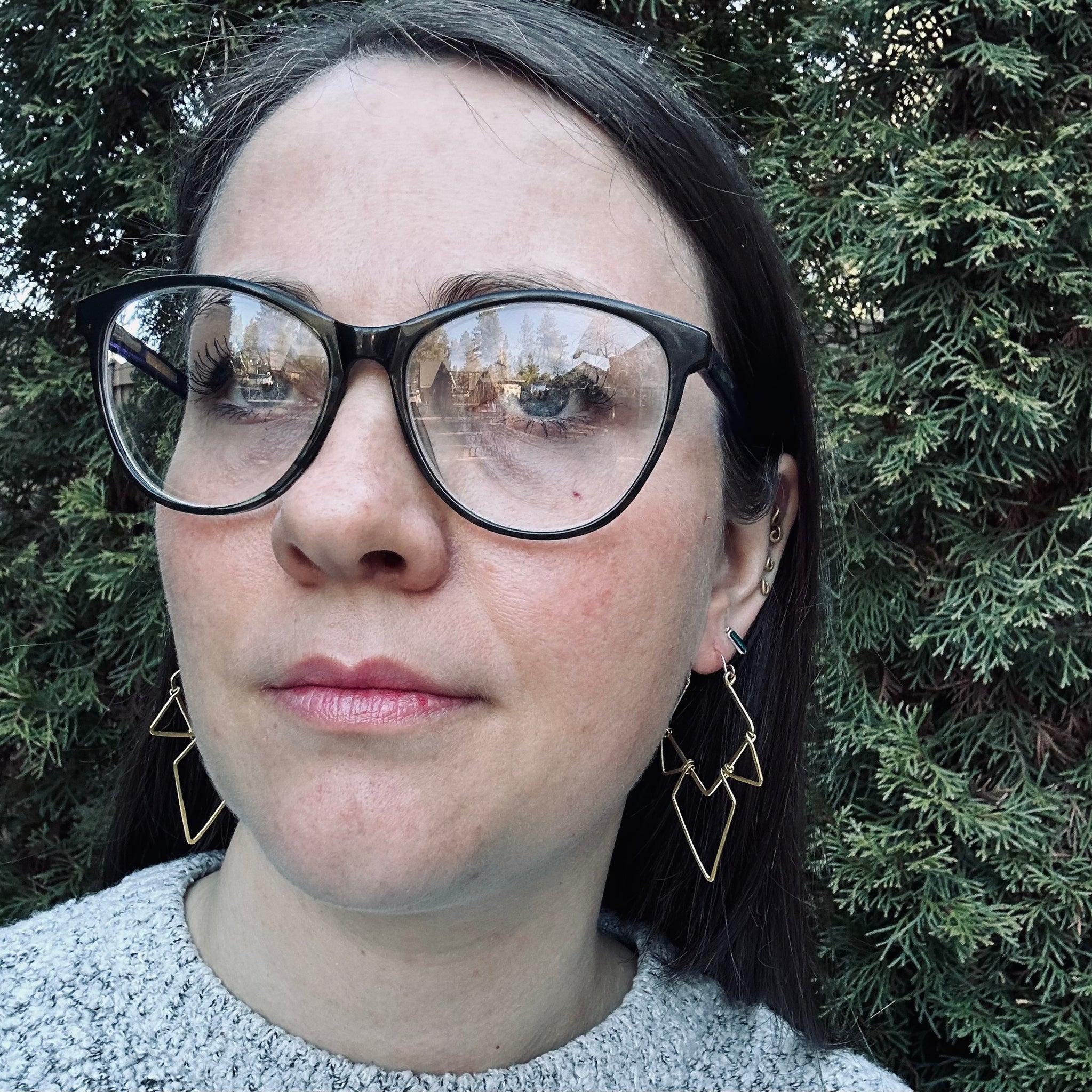 Tila Hoops