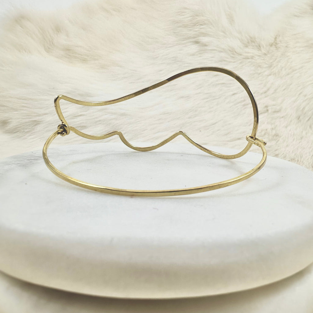 Wing Clasping Bracelet