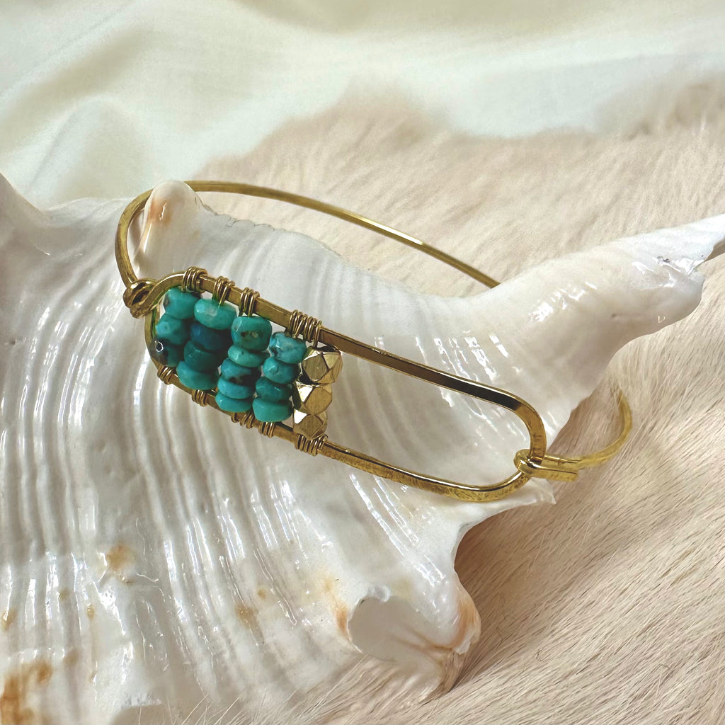 Sybil Stone Clasp Bracelet