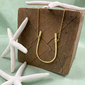 Large Horseshoe Long Necklace