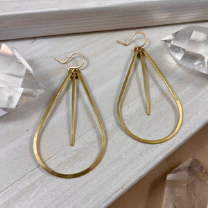 Teardrop with Center Spike